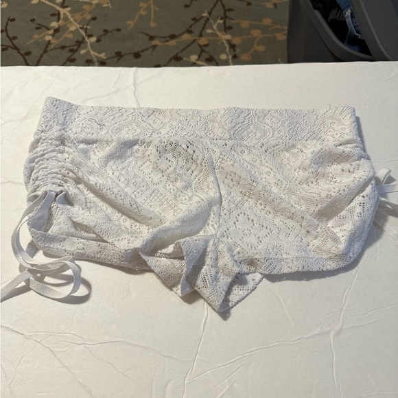Joe Boxer White Lace swimsuit Cover up shorts - Picture 2 of 4